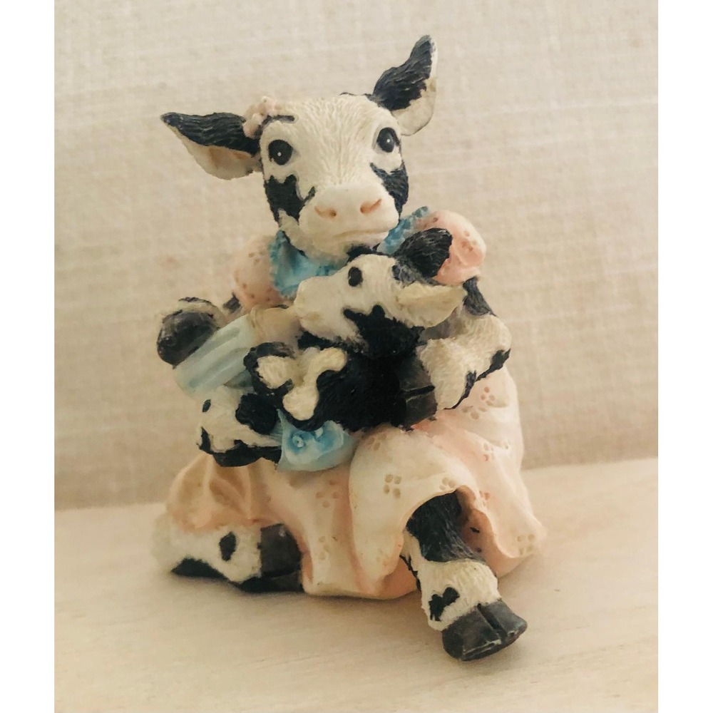 Cowtown Buttermilk and Buttercup Figurine #CT010 1992 Ganz Great Condition